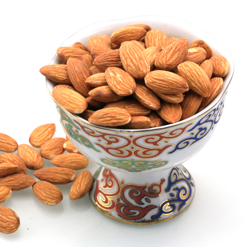 ALMOND NUTS